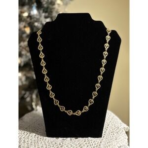 VTG Avon SP Simply Hearts Gold Tone Filigree Chain Link Necklace 24"